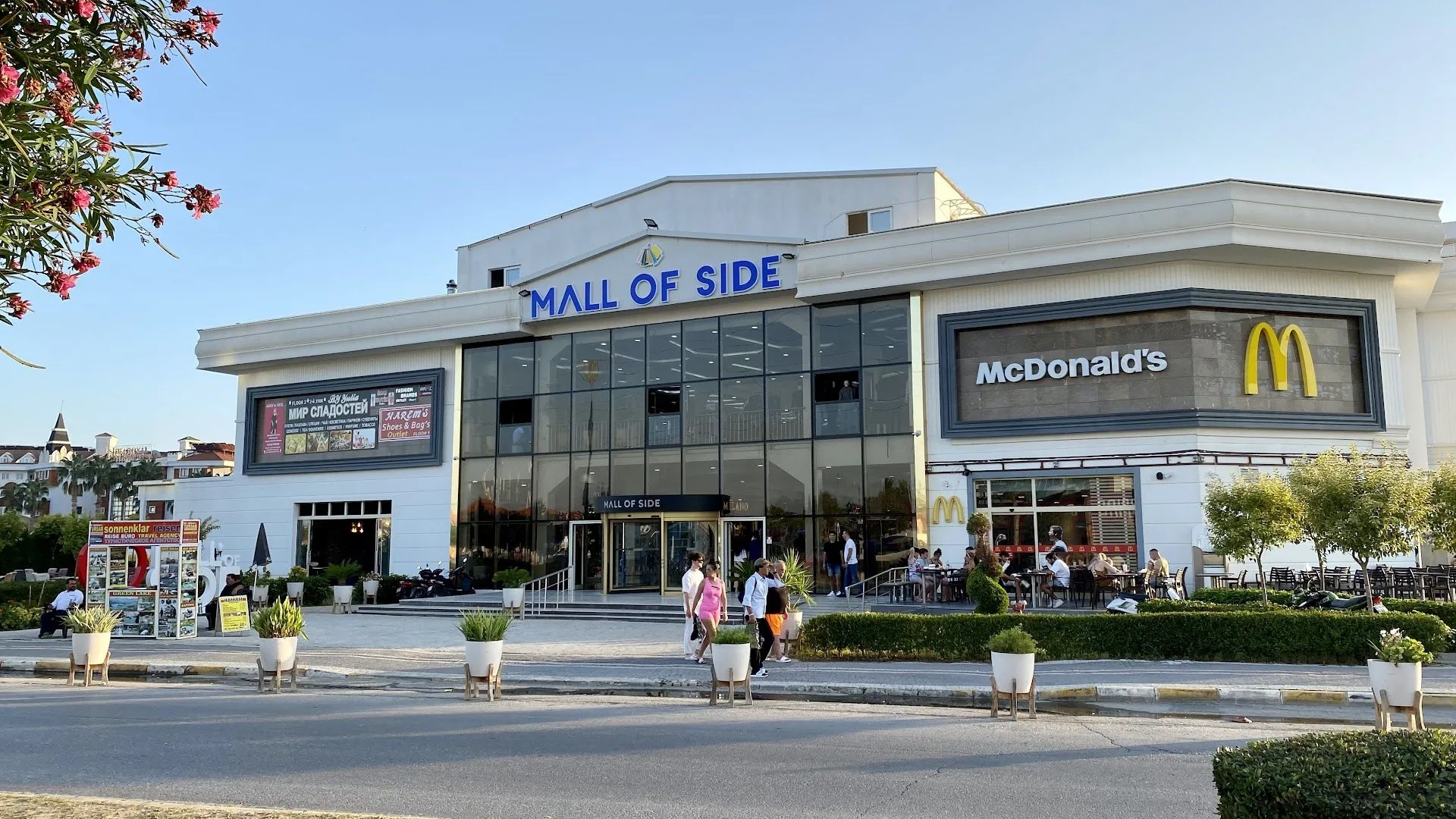 Mall Of Side