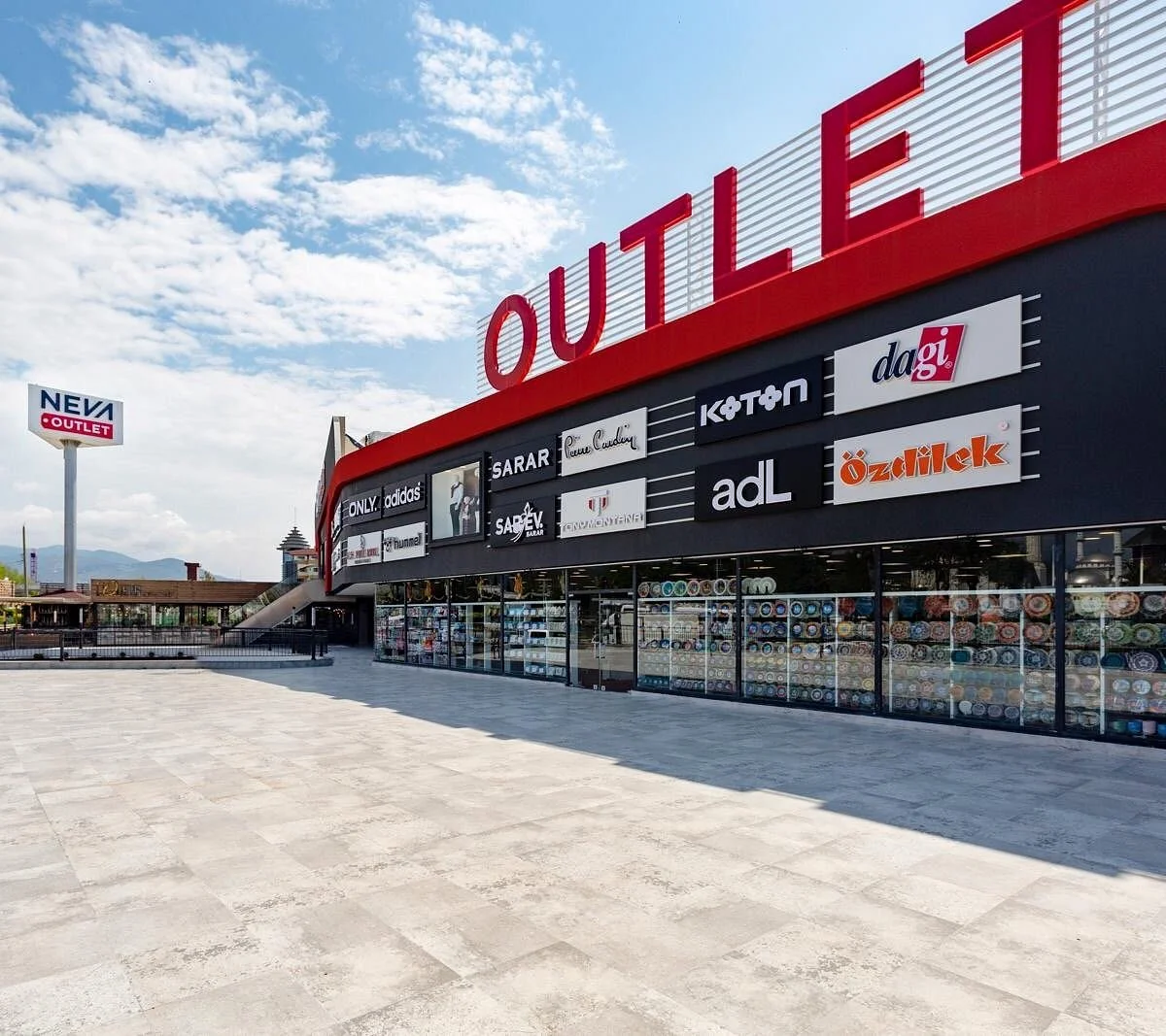 Neva Outlet Konaklı